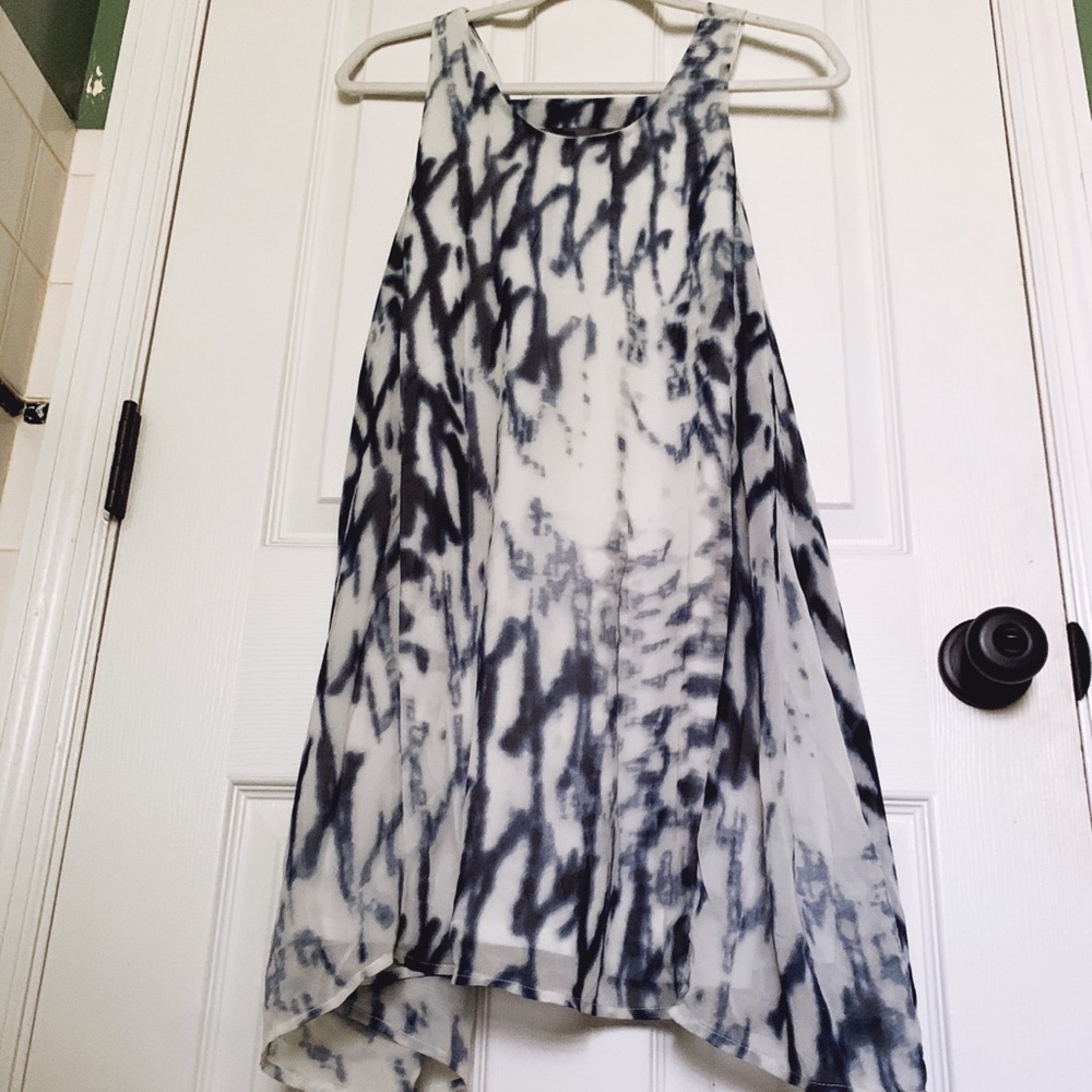 🌻Paper Crane Pattern Dress🌻 - Picture 5 of 7